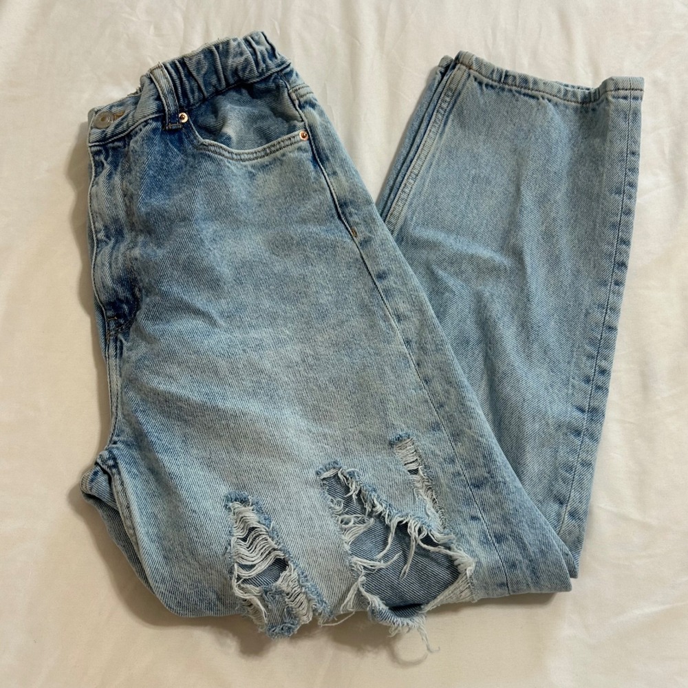 Bershka Light Wash Distressed Cropped Straight Leg Jeans Elastic Waist Medium